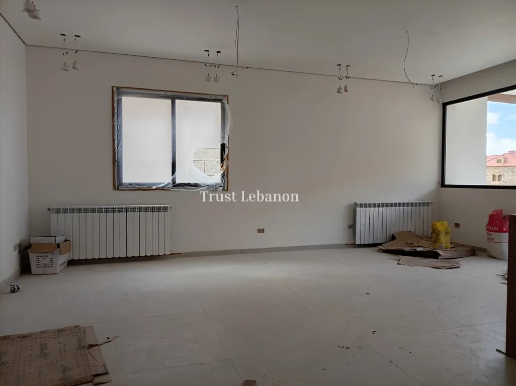 Apartment for sale in Mar Moussa El Douar, Lebanon - 2 bed, 3 bath