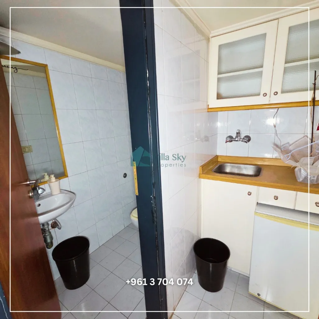 Clinic for rent in Sin El Fil, Lebanon