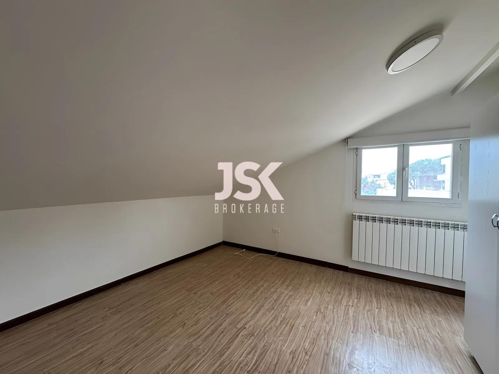 Loft for Rent in Beit Meri