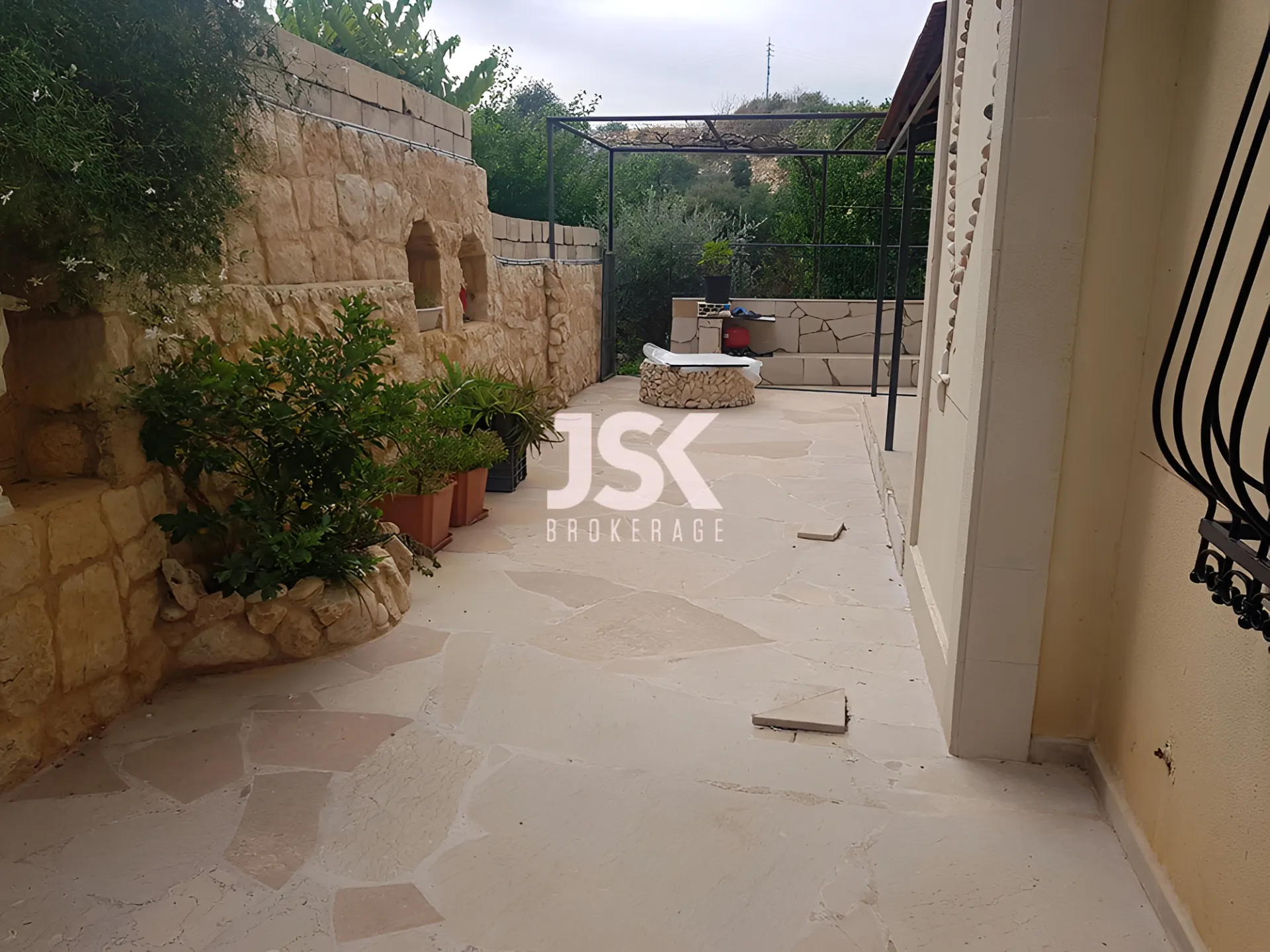 Apartment for Sale in Habboub