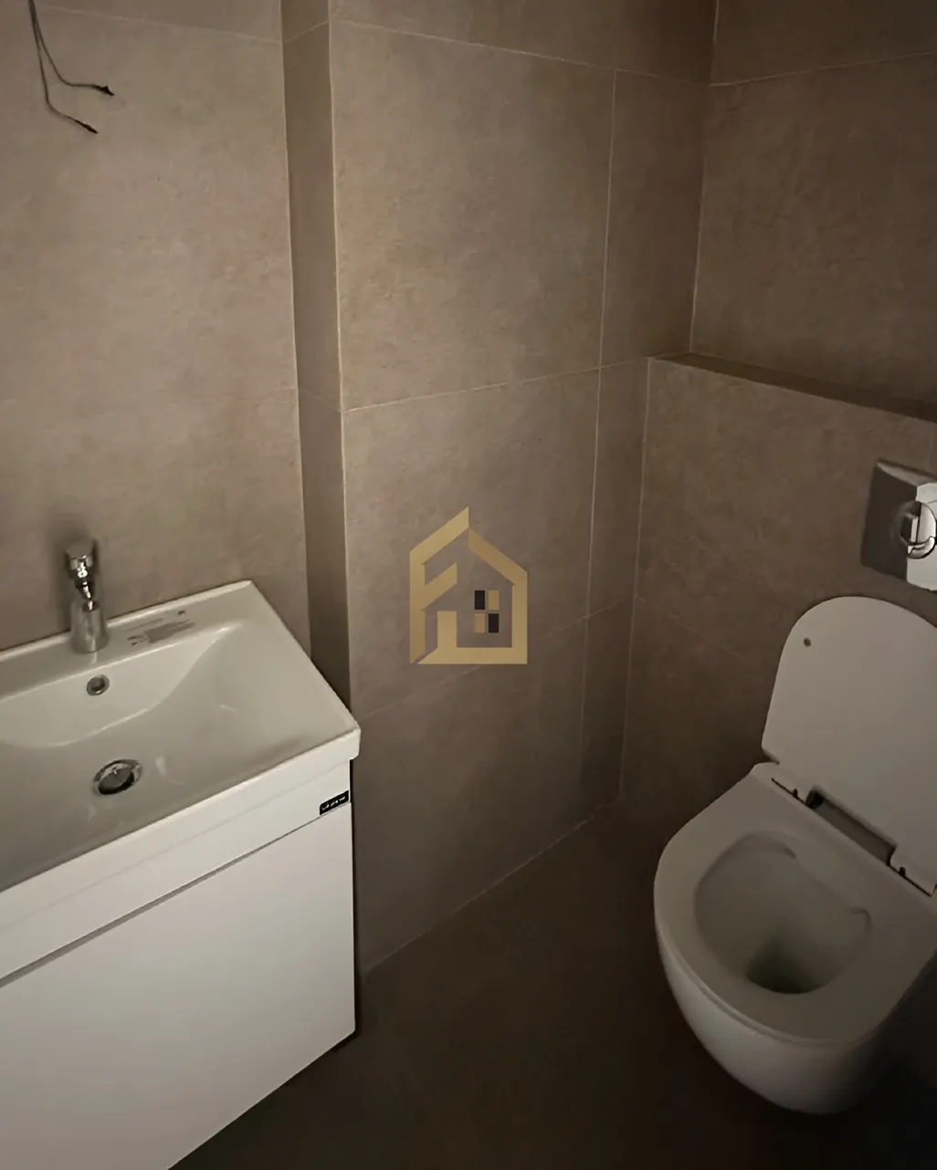 Apartment for rent in Dik El Mehdi, Lebanon - 2 bed, 2 bath