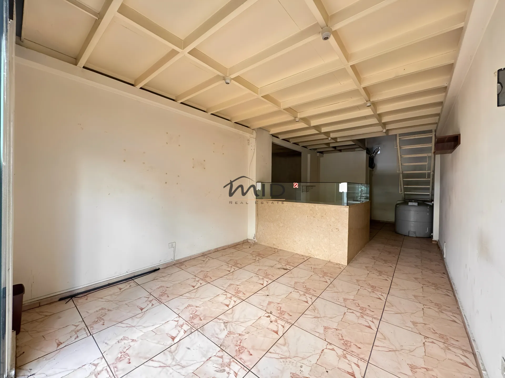 Commercial in Ain el remmaneh, lebanon
