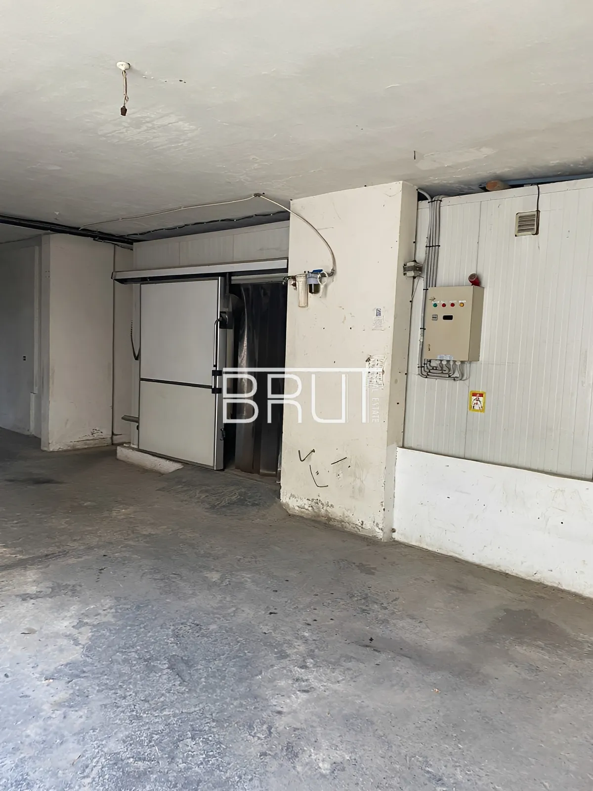 Warehouse For Sale in Zouk Mikael