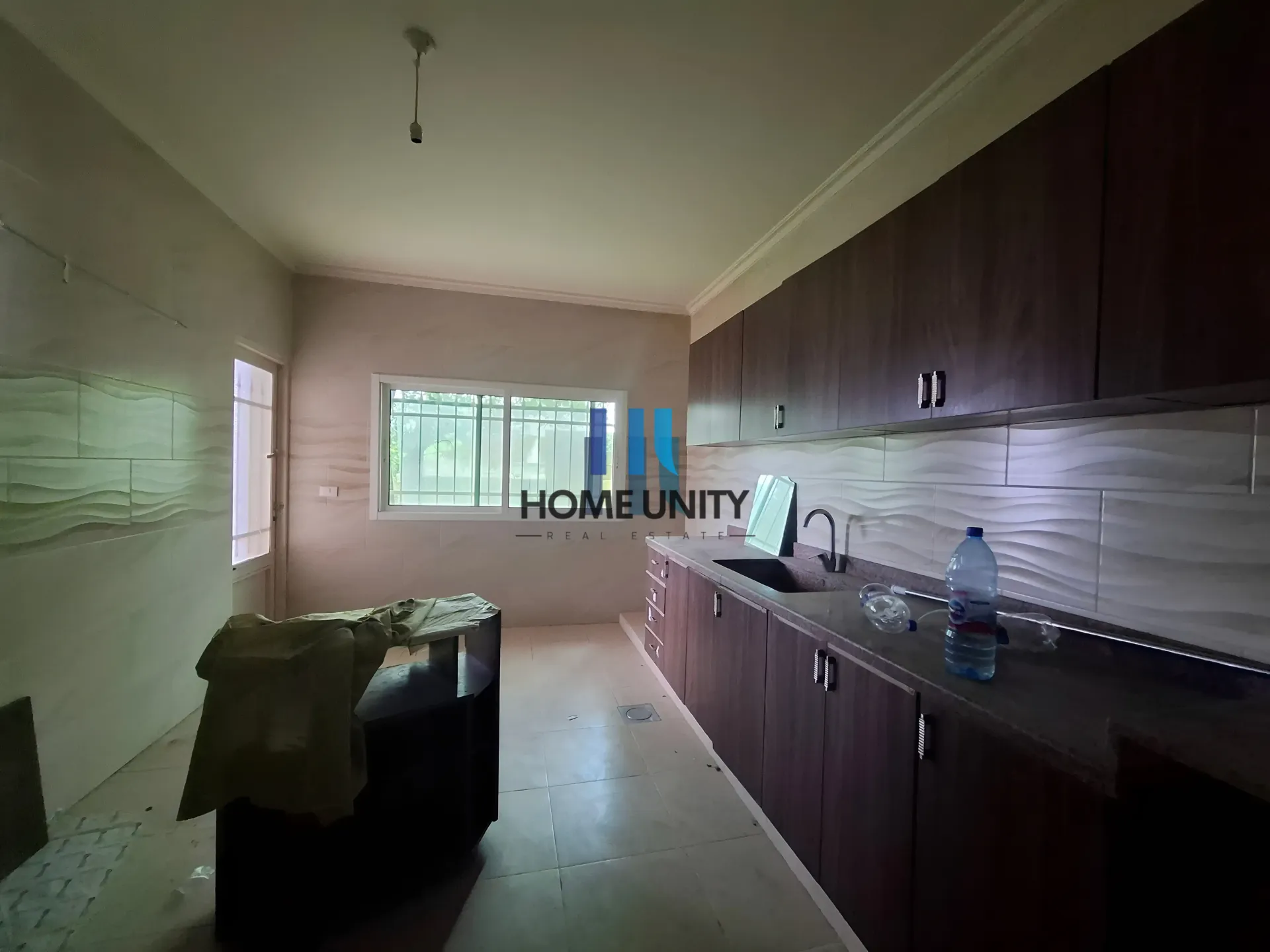 Apartment for Sale in Ain Enoub