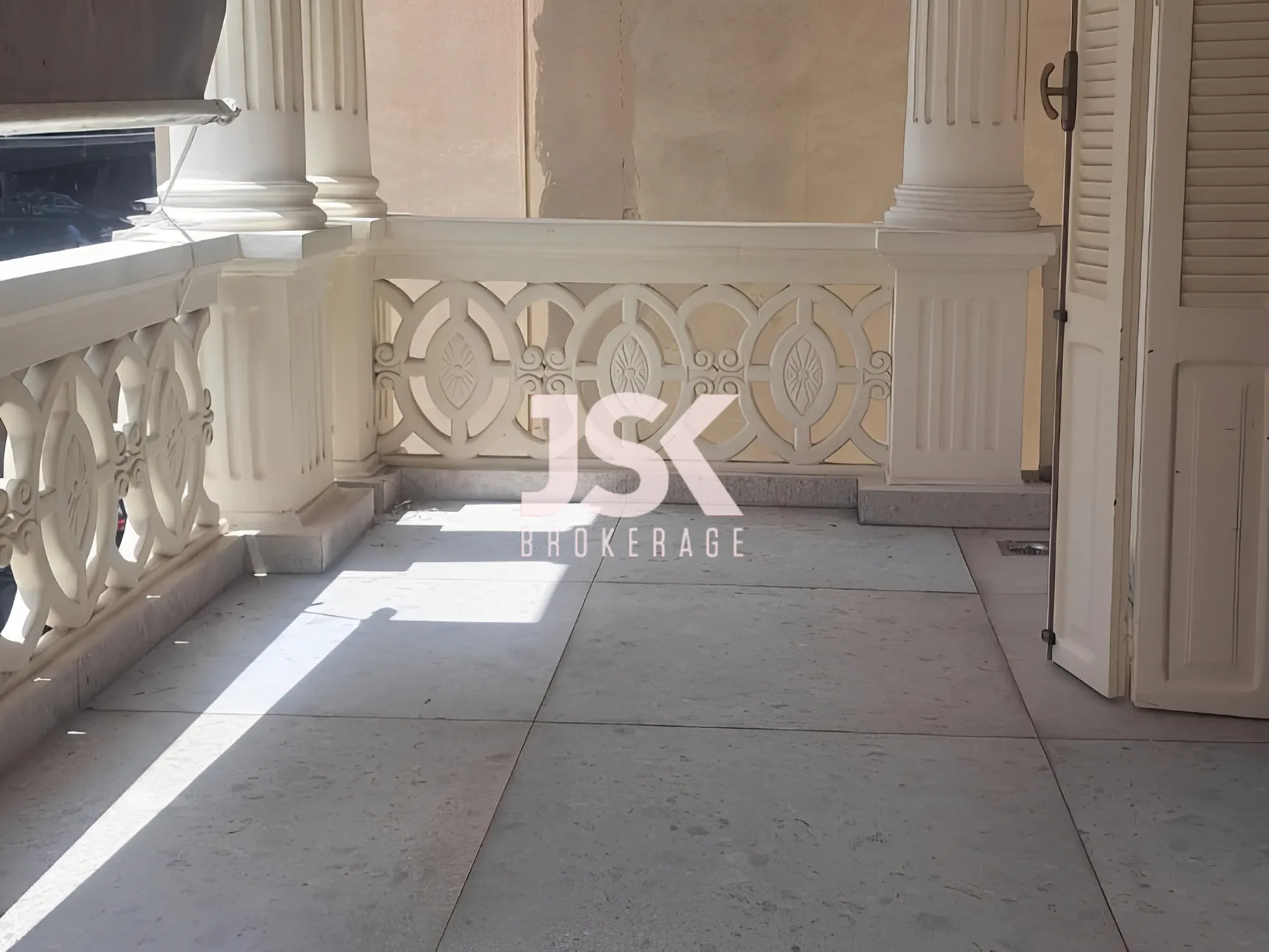 Apartment for Rent in Ain Al Mraiseh, Beirut, Lebanon