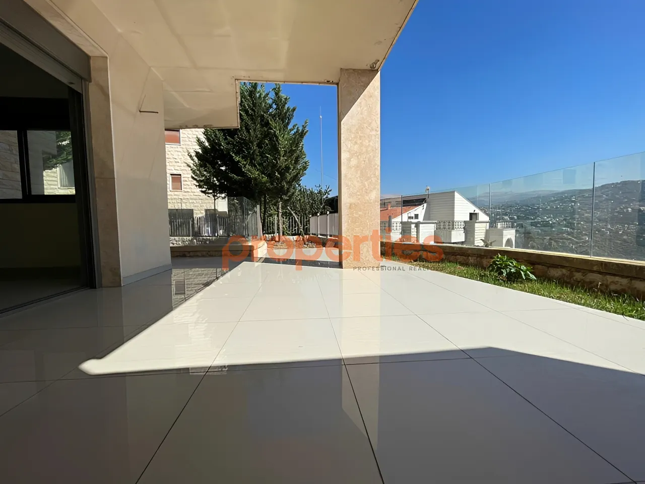 Apartment for Sale in Ballouneh