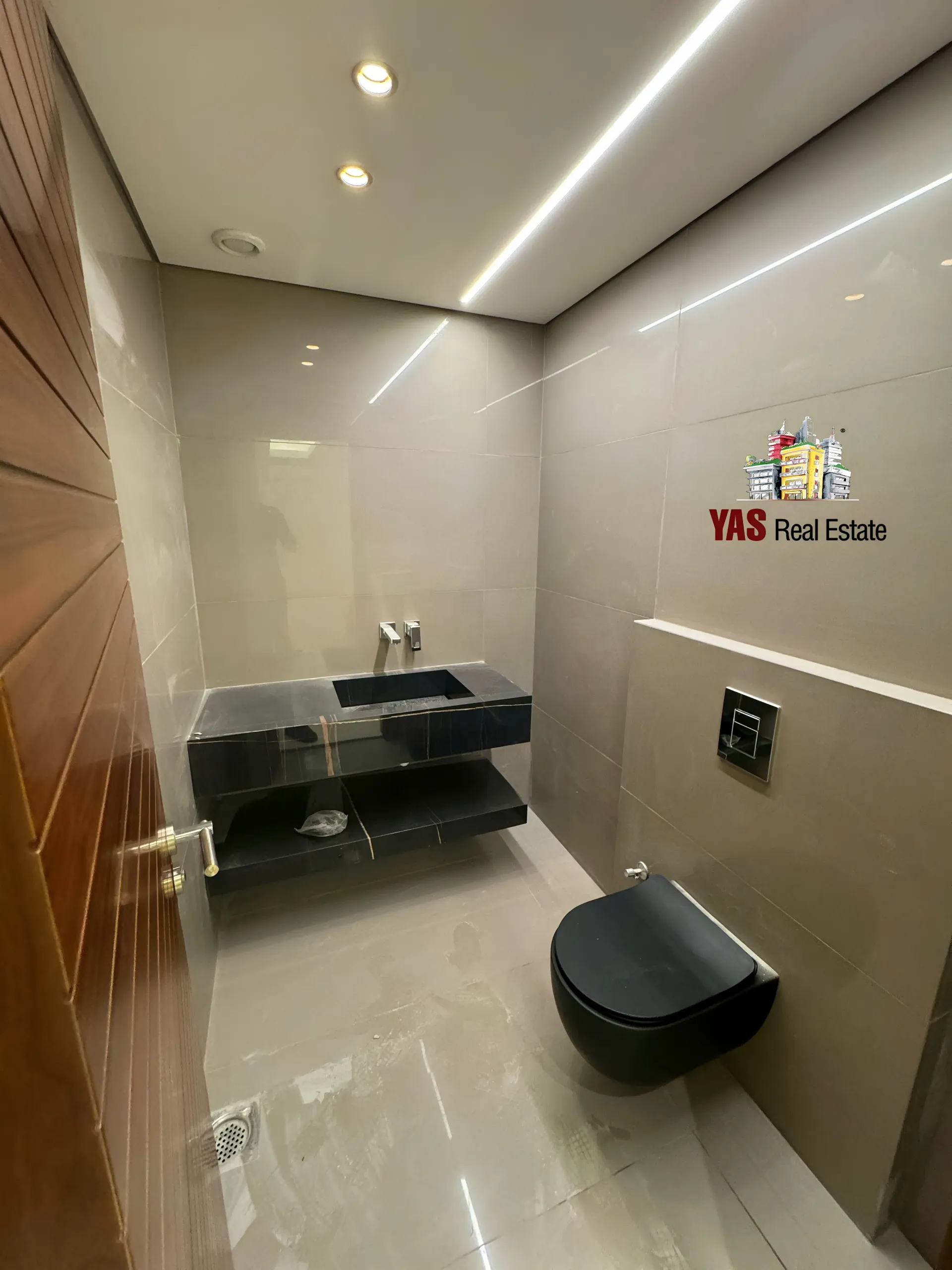 Apartment for Sale in Baabda - 3 bed, 5 bath