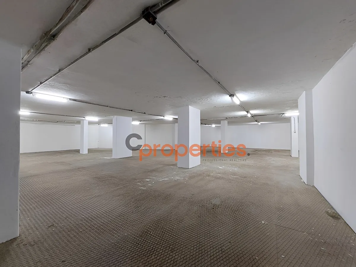 Warehouse for sale in Zalqa