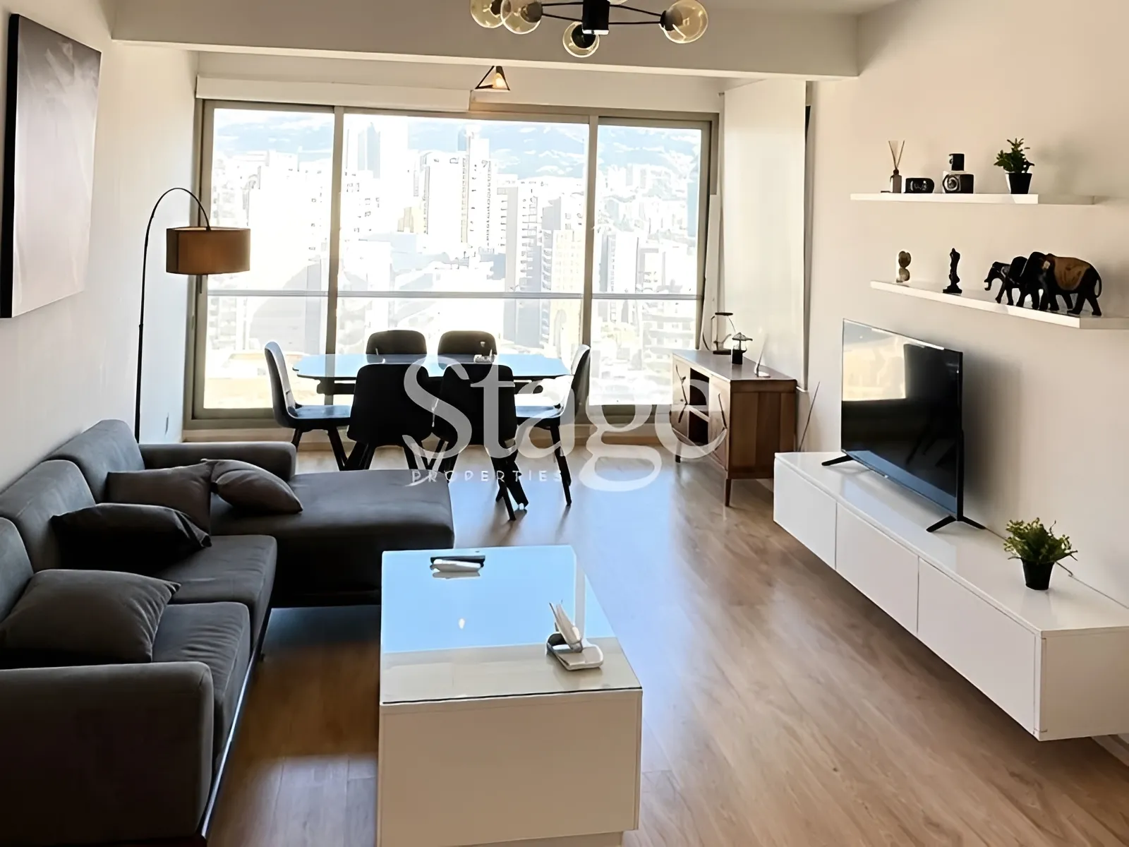 Apartment for rent in Achrafieh, Beirut, Lebanon - 2 bed, 2 bath