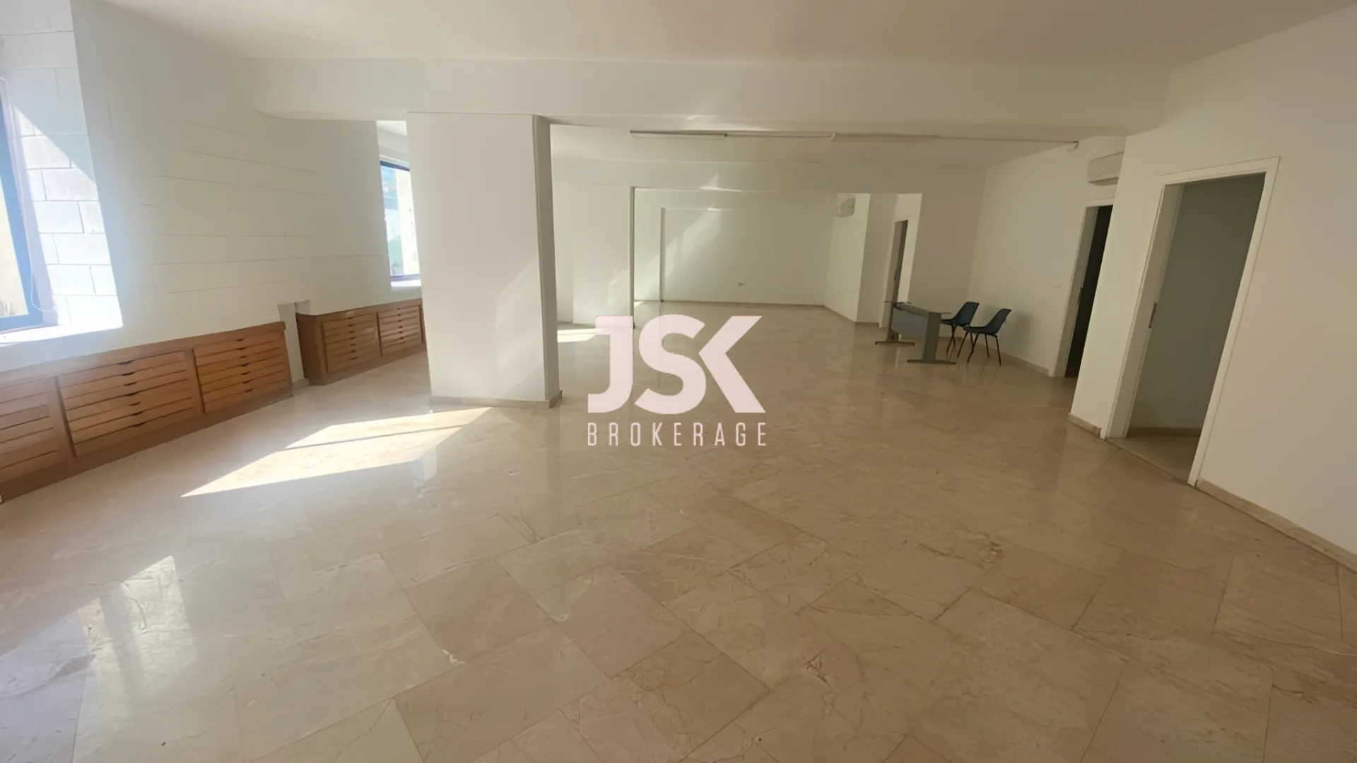 Office for rent in Nahr El Mot، Lebanon