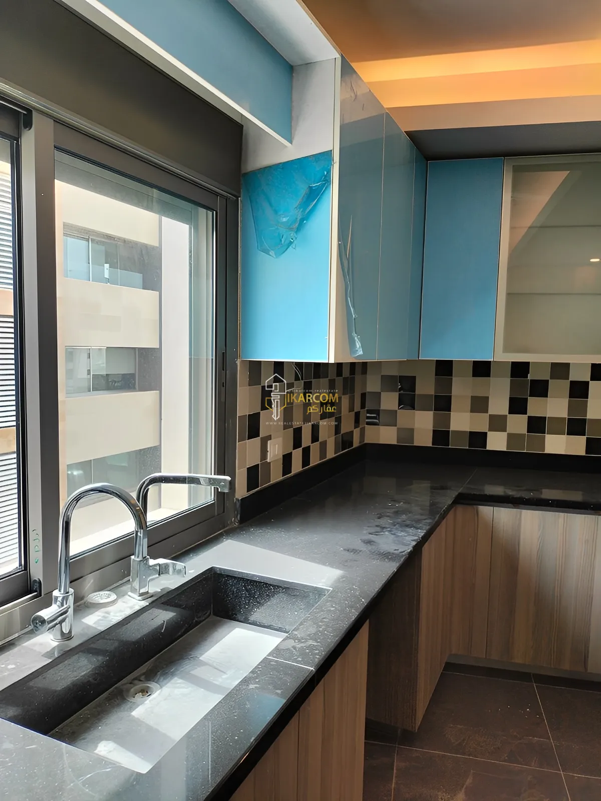 Apartment for sale in Sahel Aalma - 3 bed, 5 bath
