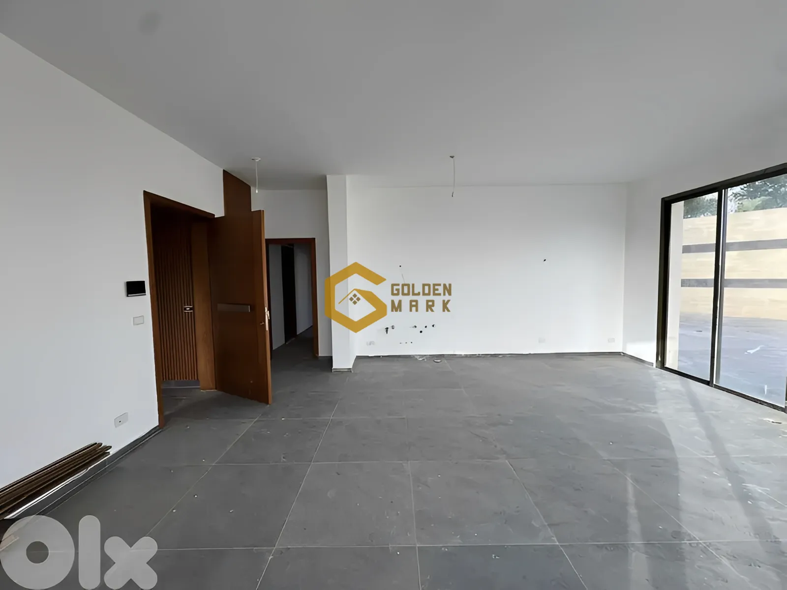 Apartment for Sale in Baabdat - 2 bed, 3 bath