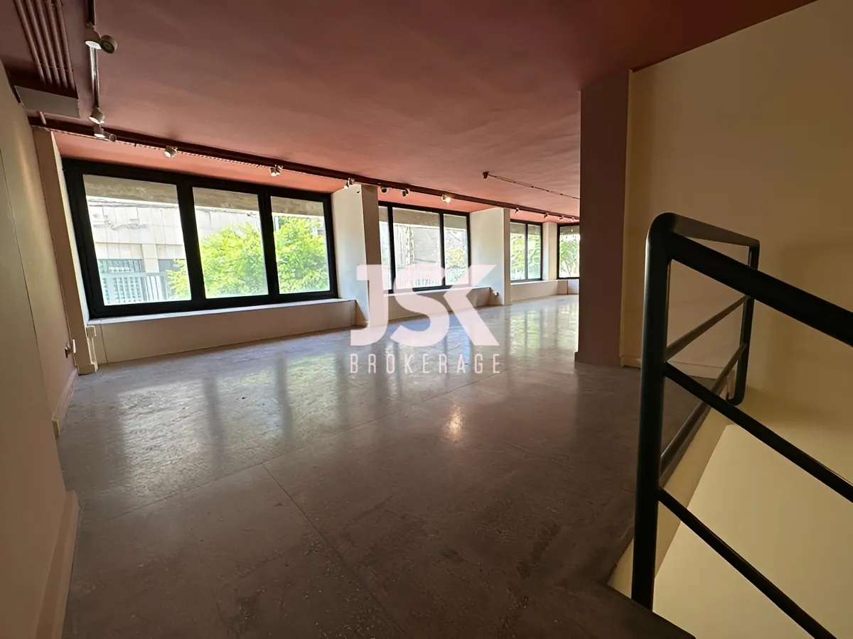 Showroom for rent in Clemenceau, Beirut, Lebanon