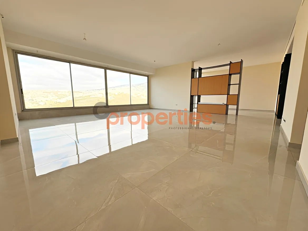 Apartment for Rent in Louaizeh