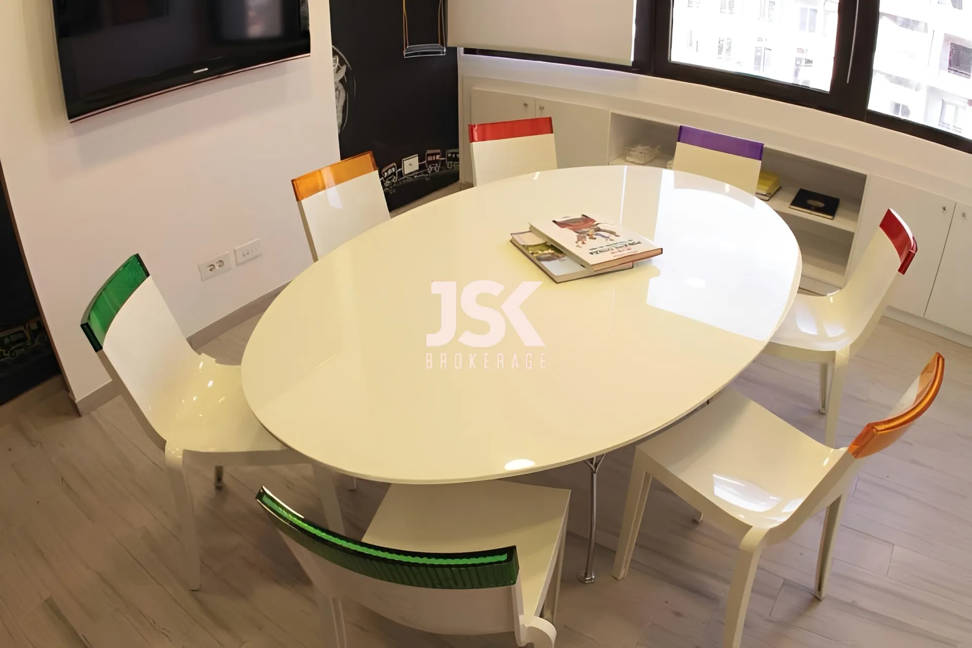Office for Rent in Mtaileb