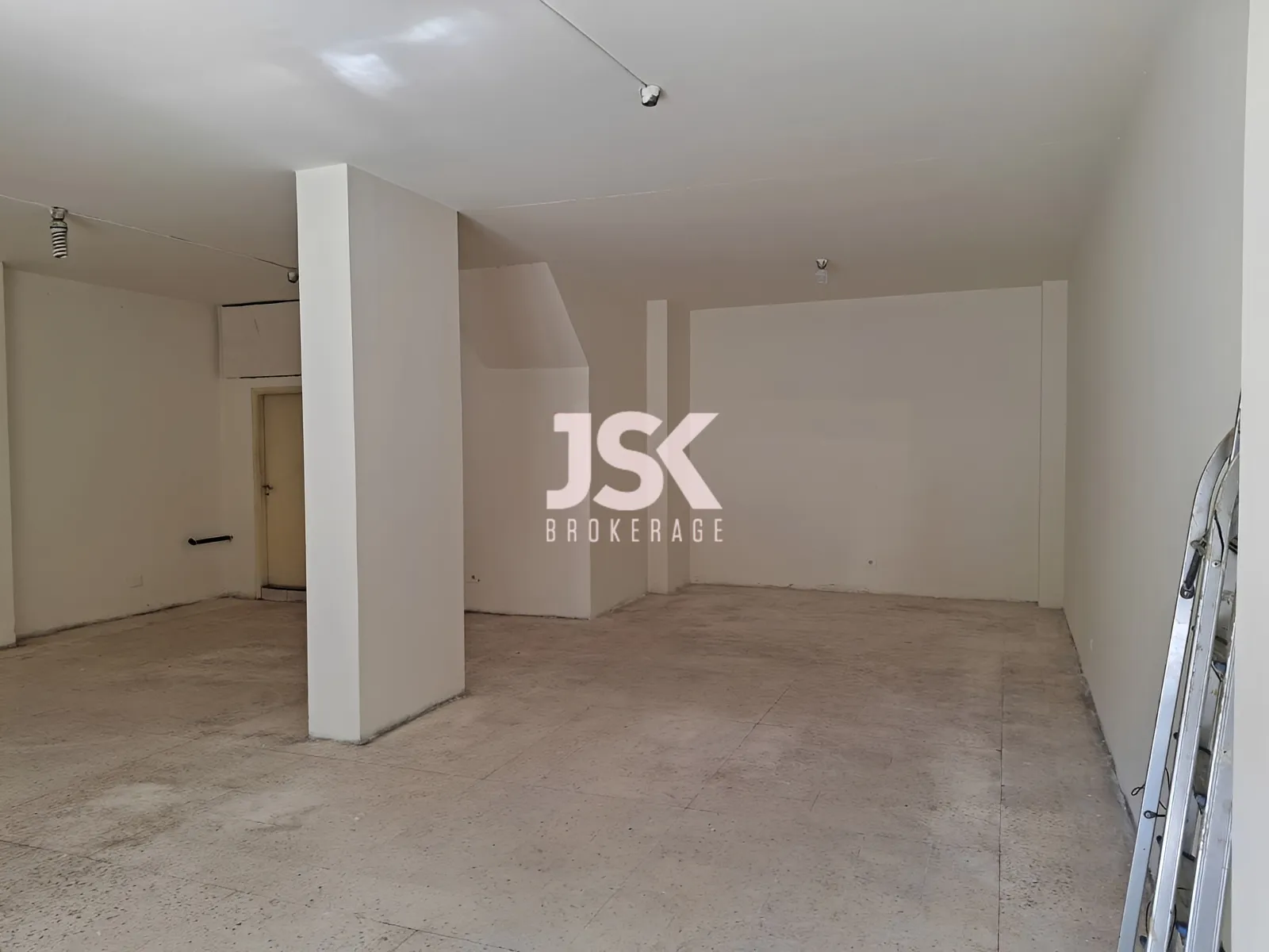 Office for Sale in Sarba