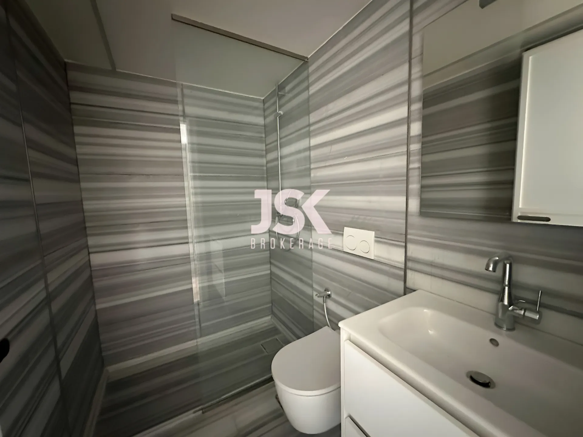 Apartment for Rent in Ras