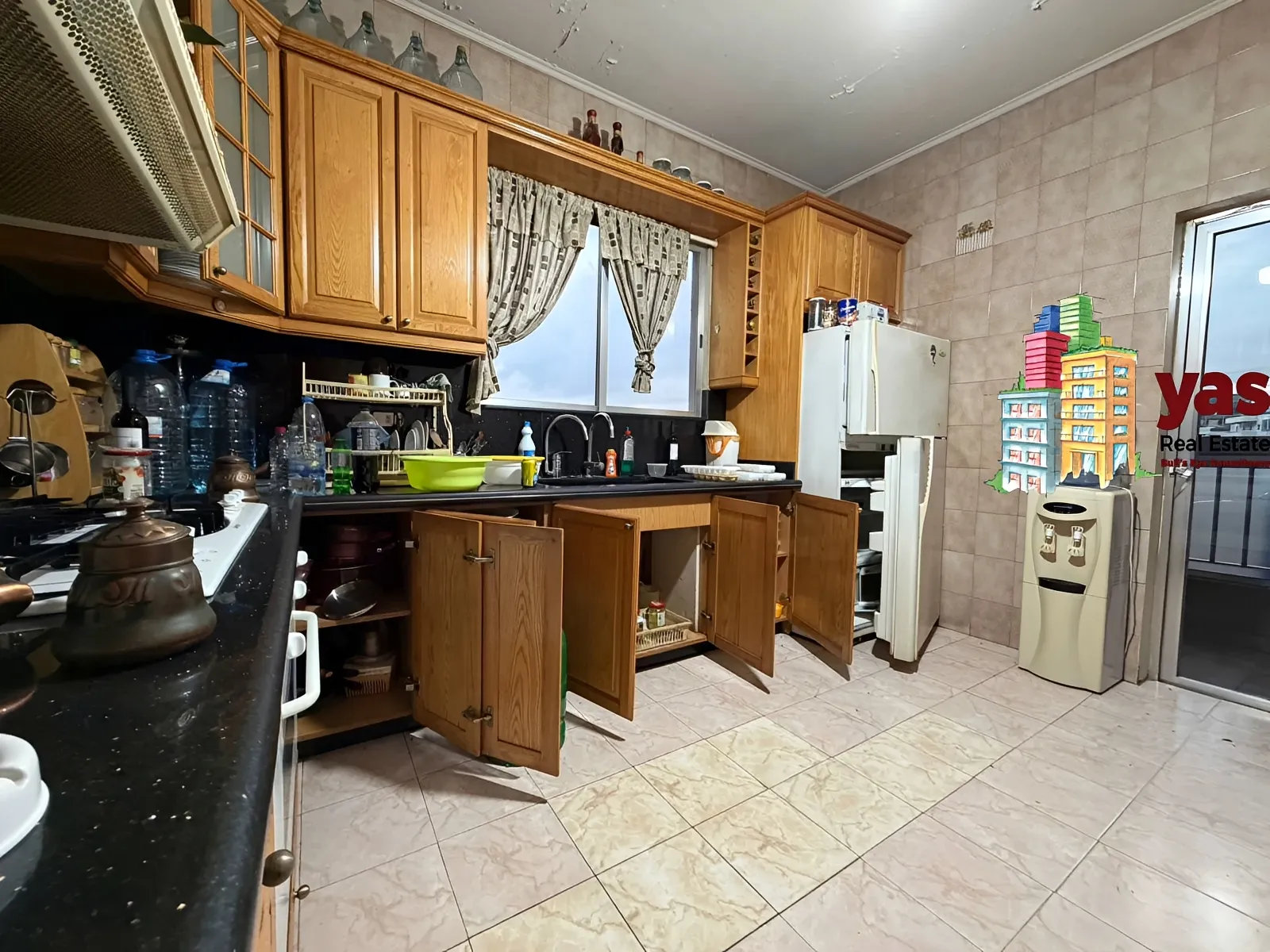 Apartment for Sale in Adonis - 3 bed, 2 bath