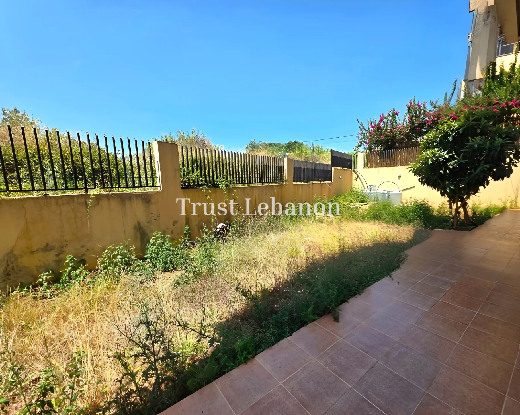 Apartment for rent in Adma w Dafnah, Lebanon - 3 bed, 4 bath