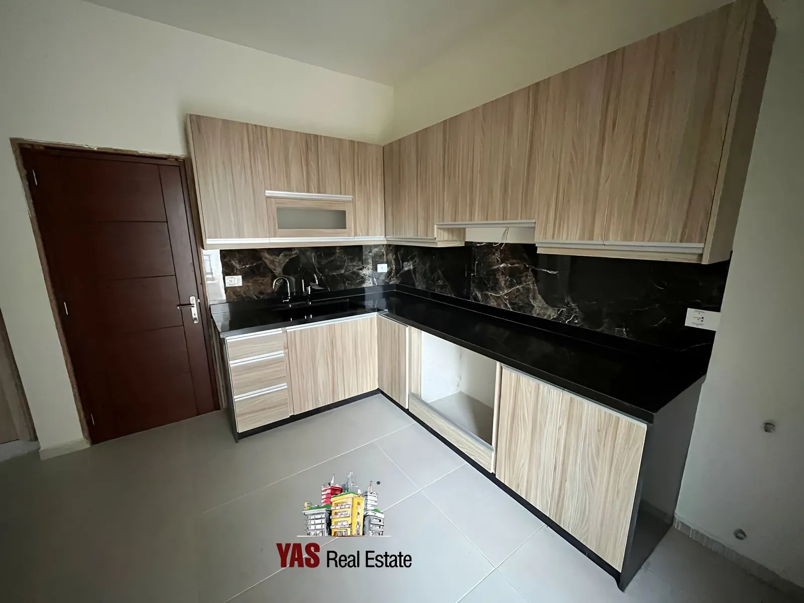 Apartment for Sale in Adma - 4 bed, 4 bath