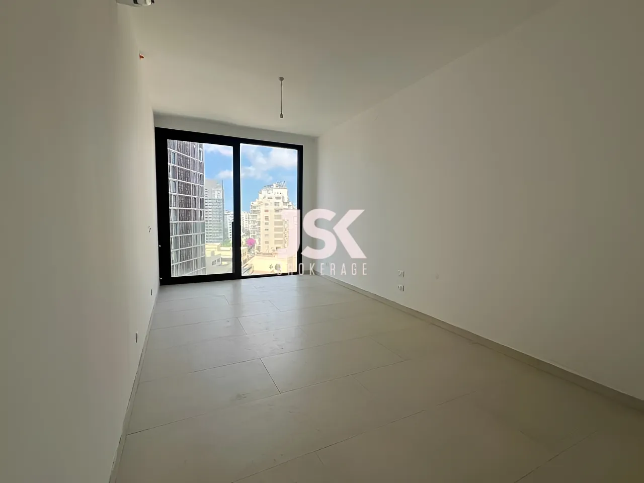 Apartment for Sale in Achrafieh - 3 bed, 4 bath