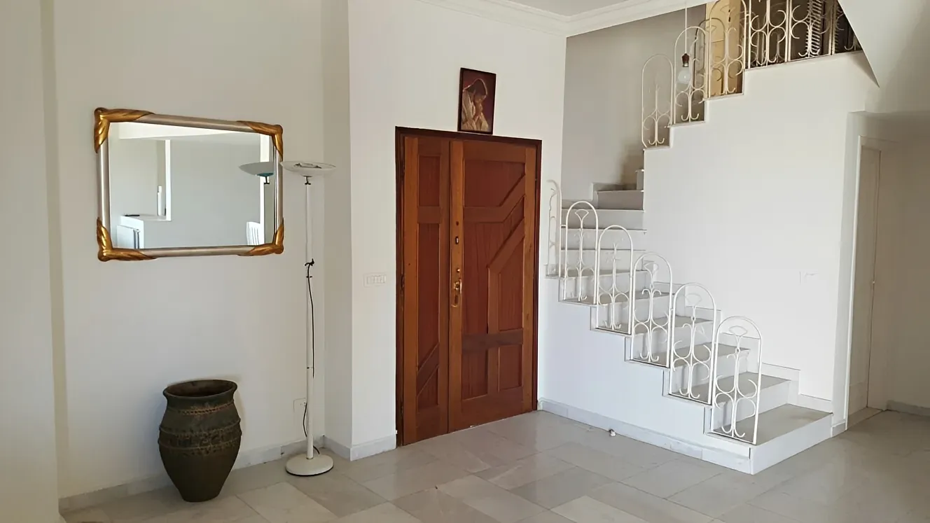 Apartment for Sale in Ballouneh - 3 bed, 4 bath