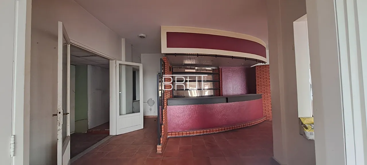 Restaurant For Rent in Jeita