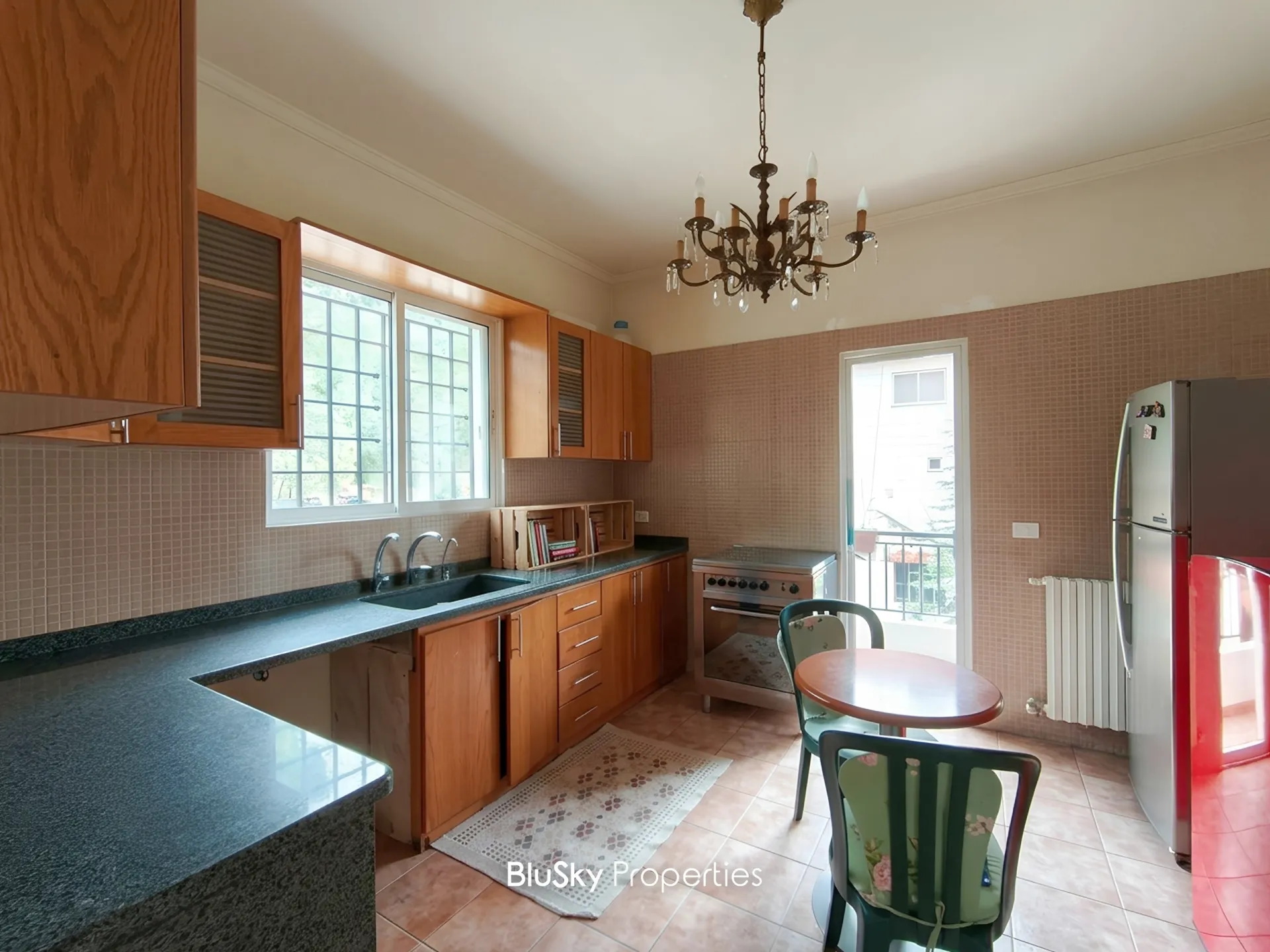 Apartment for rent in Baabdat