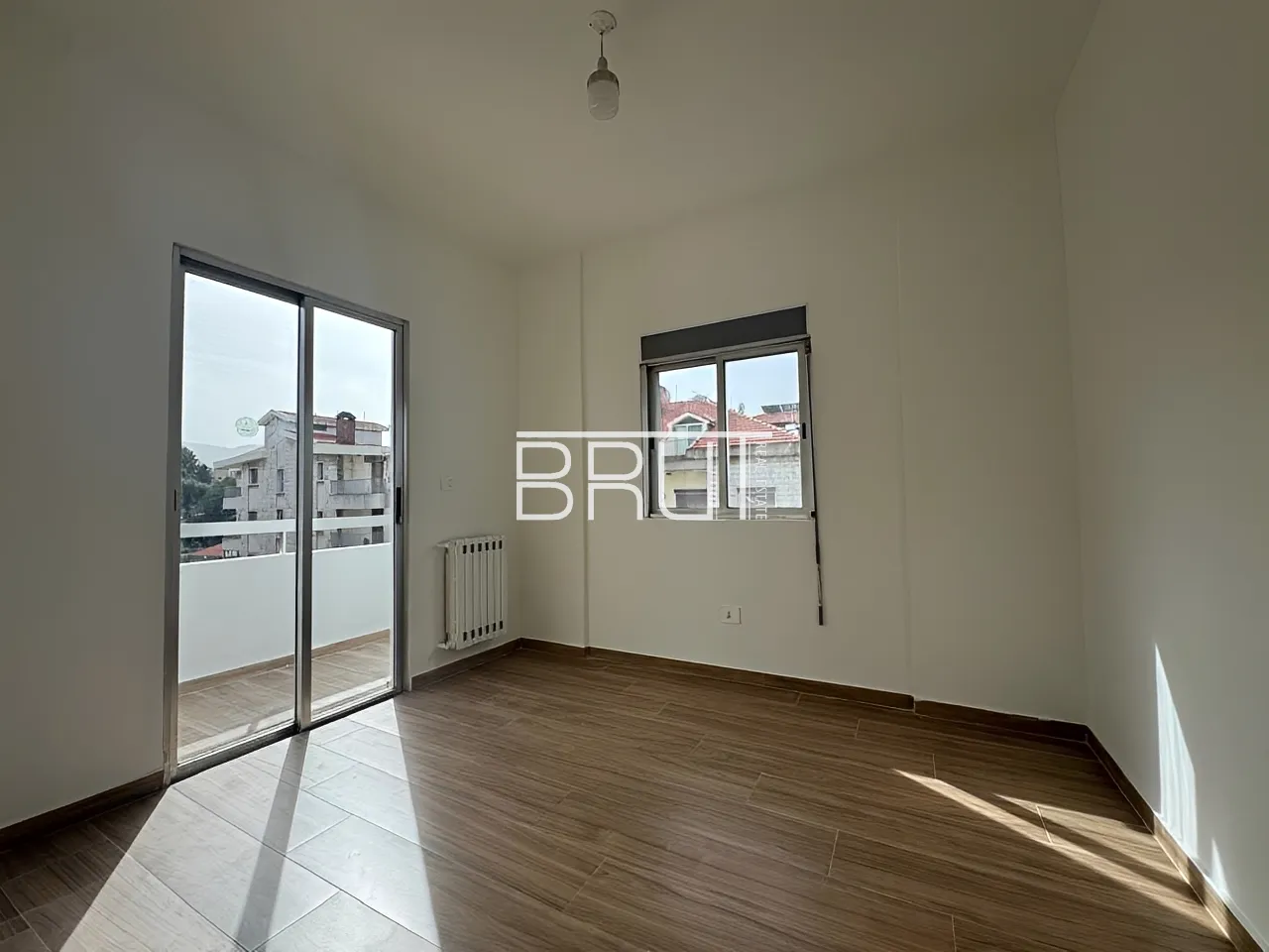 Apartment for Sale in Ballouneh
