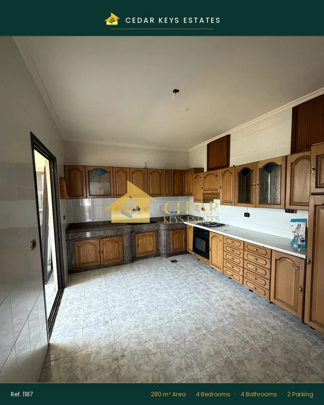 Apartment for sale in Dawhet el Hoss, Aley, Lebanon - 4 bed, 4 bath