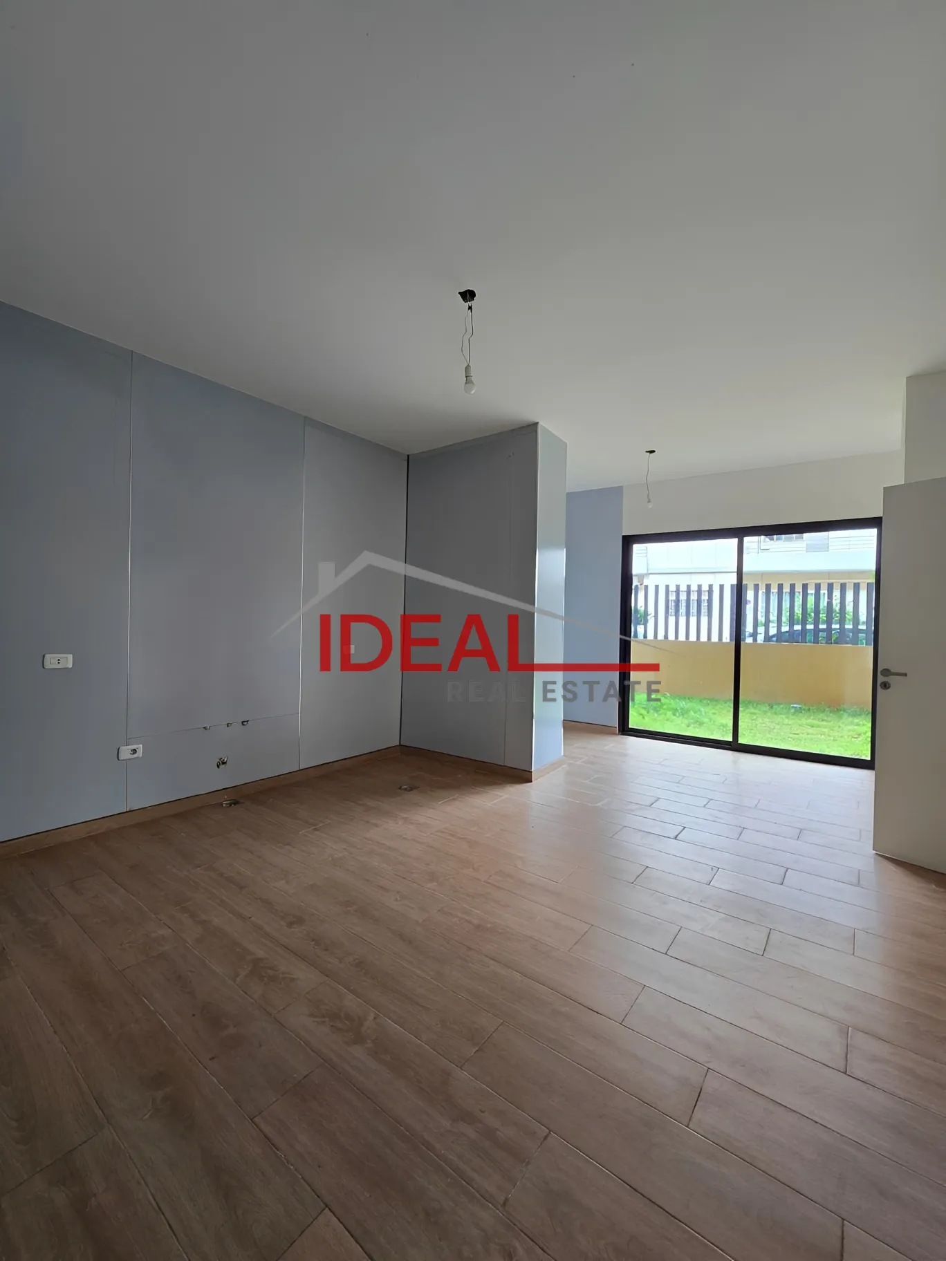 Apartment for sale in Hazmieh, Lebanon - 3 bed, 4 bath