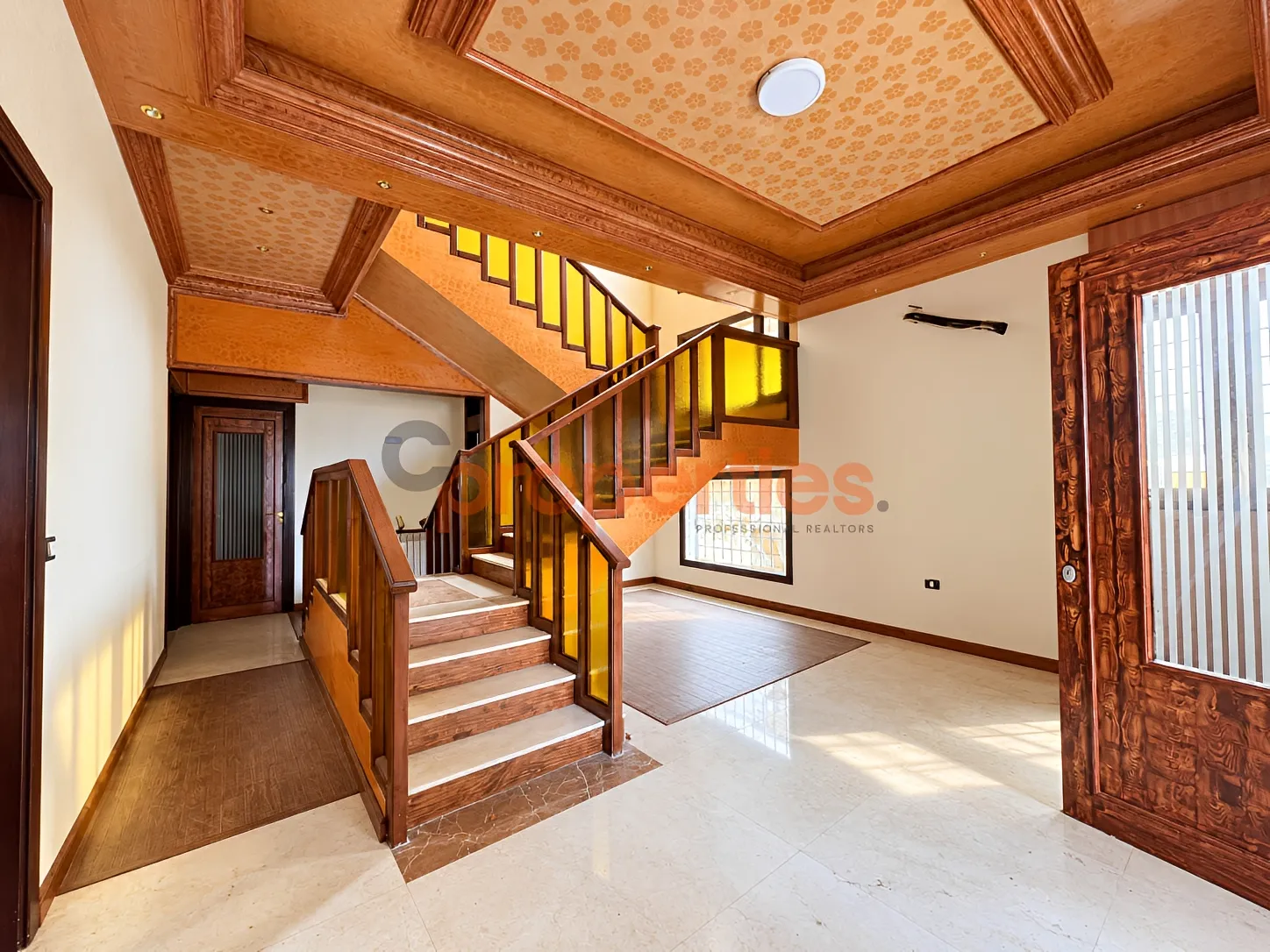 Villa for Sale in Cornet Chahwan