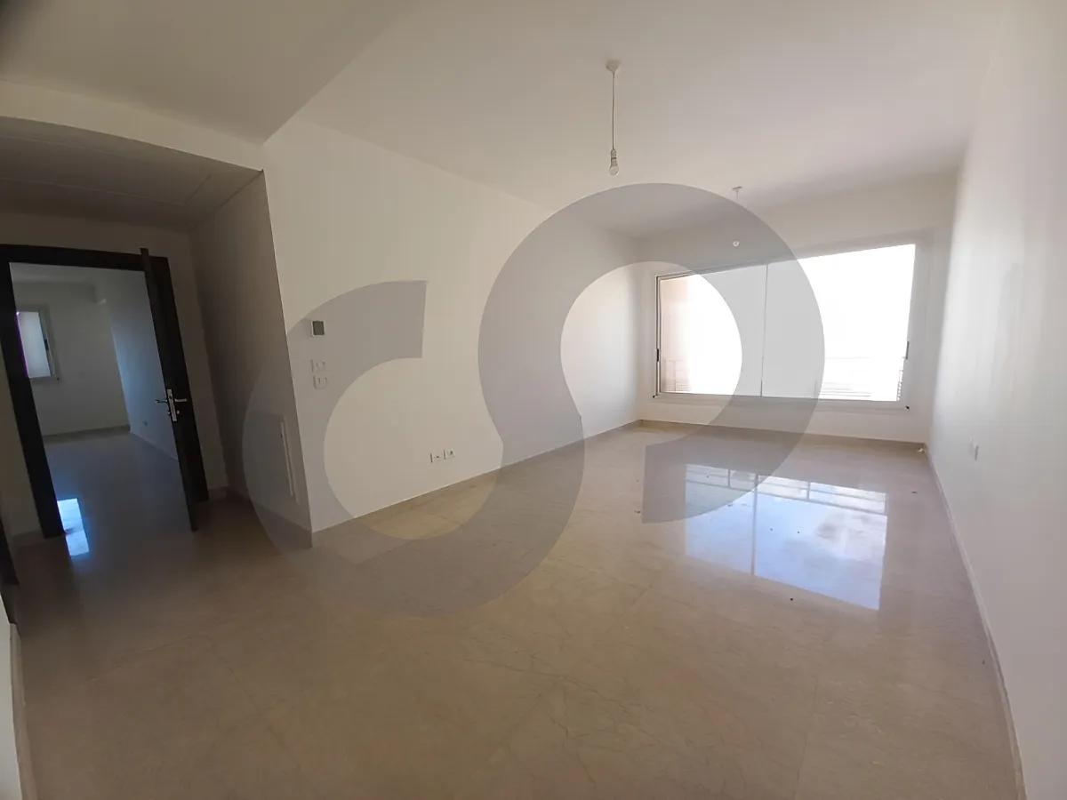 Apartment for Sale in Ramlet El Baida, Bayrut, Lebanon