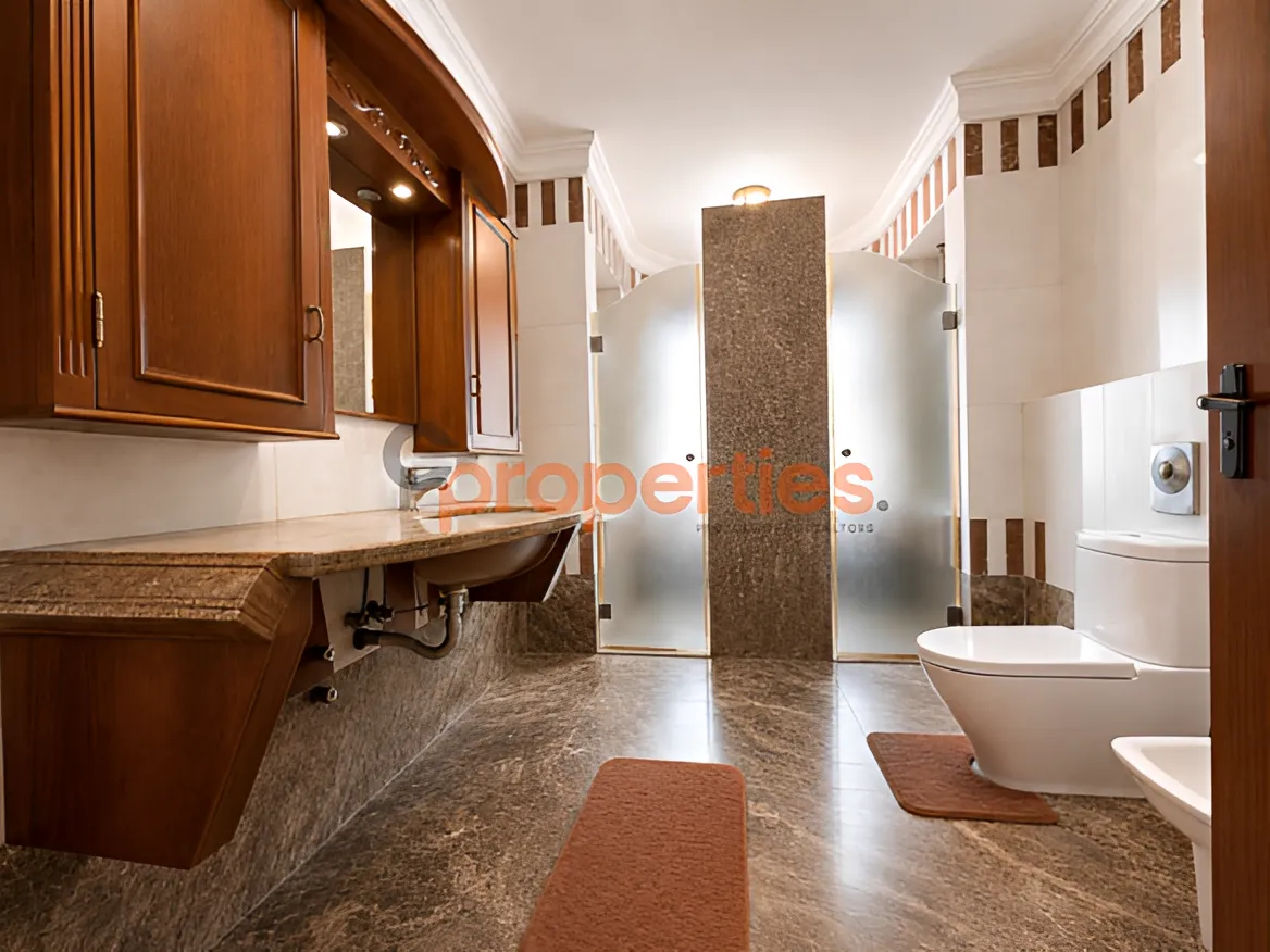 Duplex for rent in Ramleh Al Bayda, Beirut, Lebanon