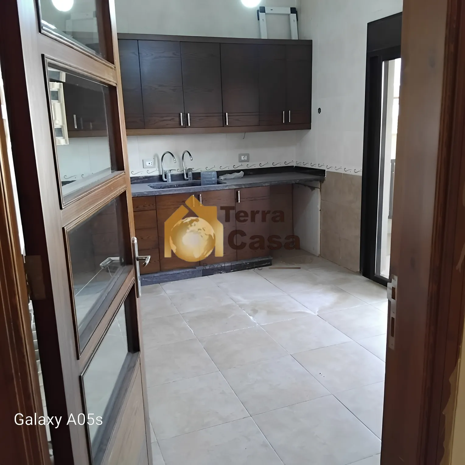 Apartment for Sale in Maalaka - 3 bed, 2 bath