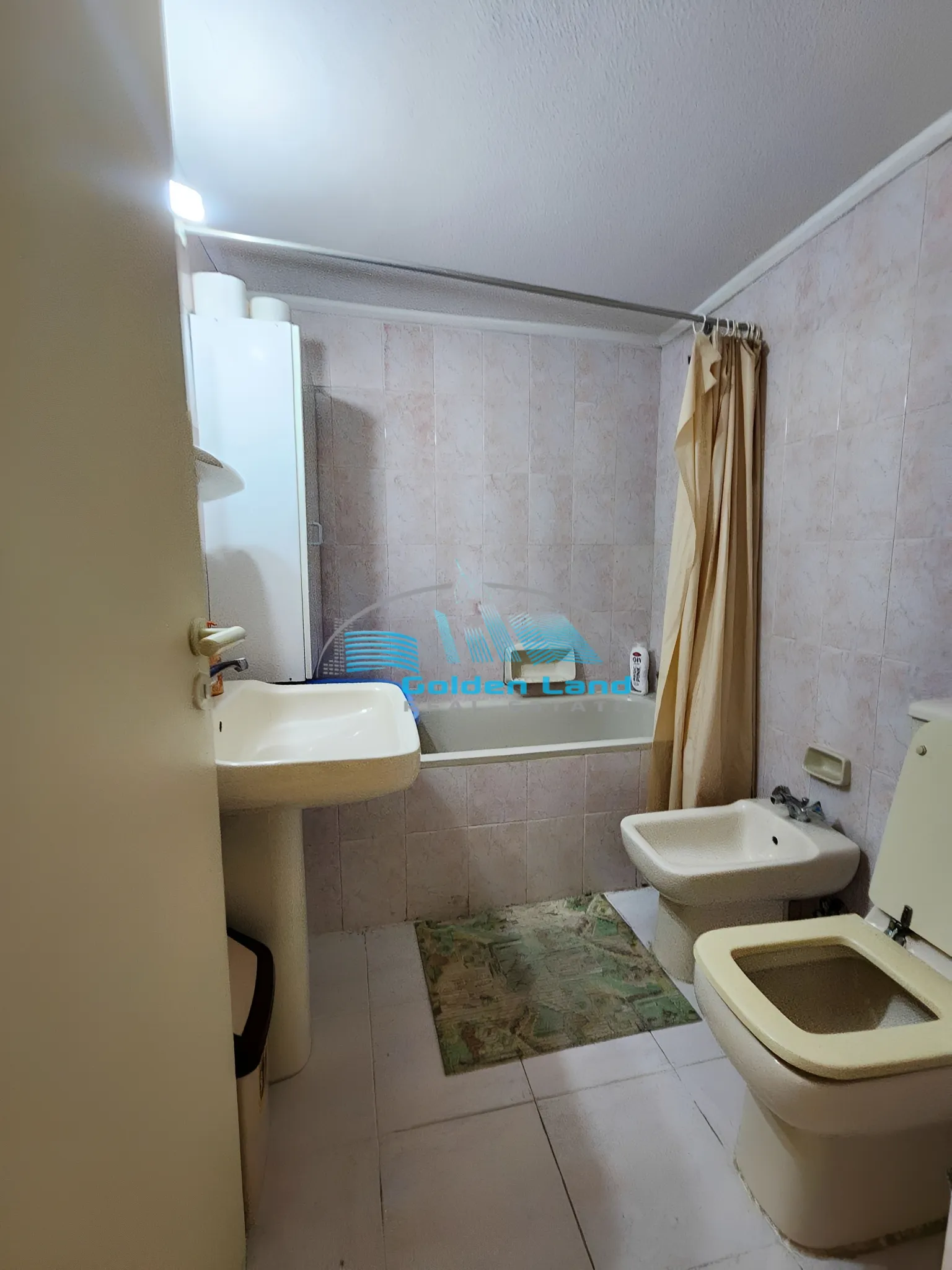 Apartment for Sale in Bharsaf