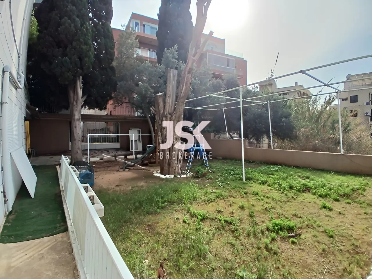 Villa for Sale in Naqqache