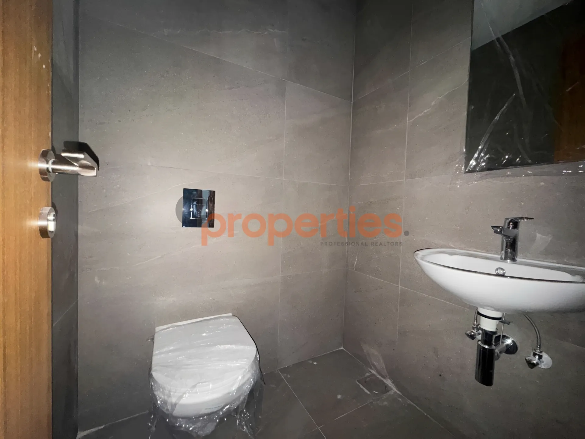 Office for Rent in Horch Tabet