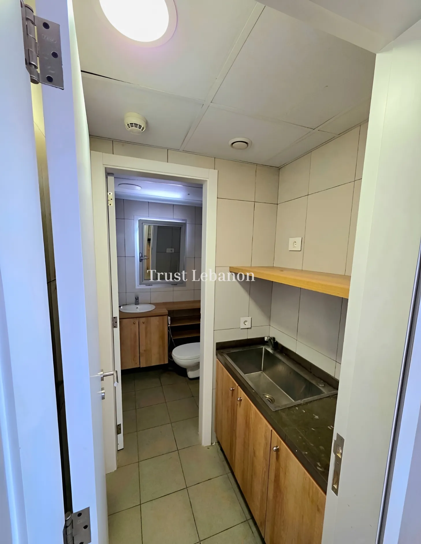 Office for rent in Sin El Fil, Lebanon