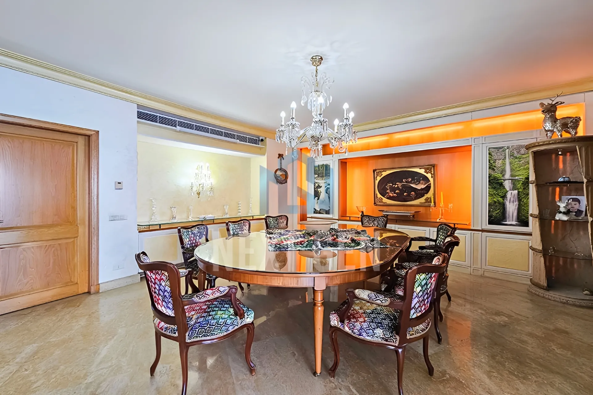 Apartment for sale in Ain Al Mraiseh, Beirut, Lebanon