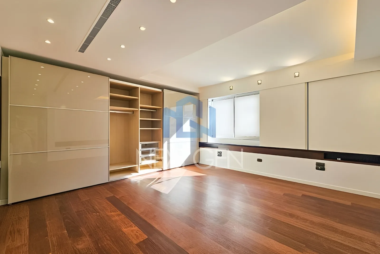 Apartment for Sale in Verdun