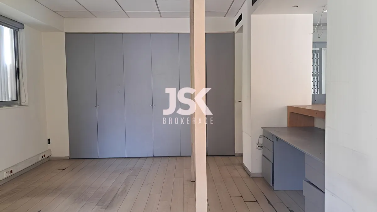 Shop for rent in Hamra, Beirut, Lebanon