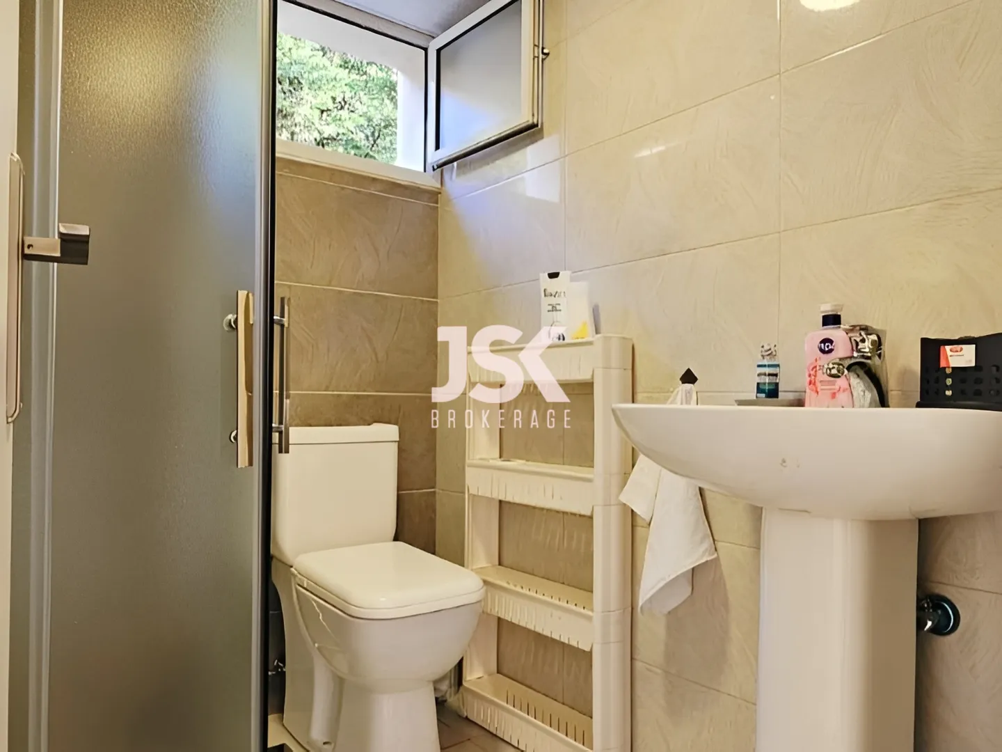 Apartment for Rent in Qartaboun