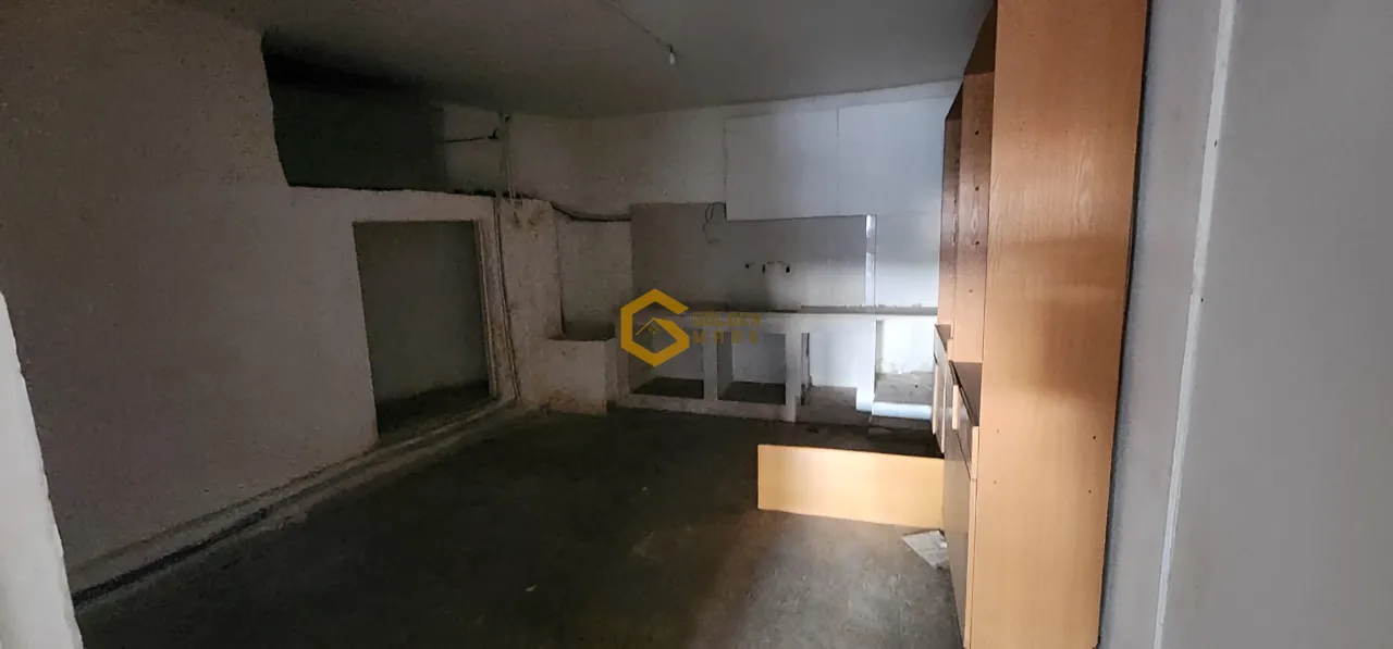 Shop for rent in Sabtieh