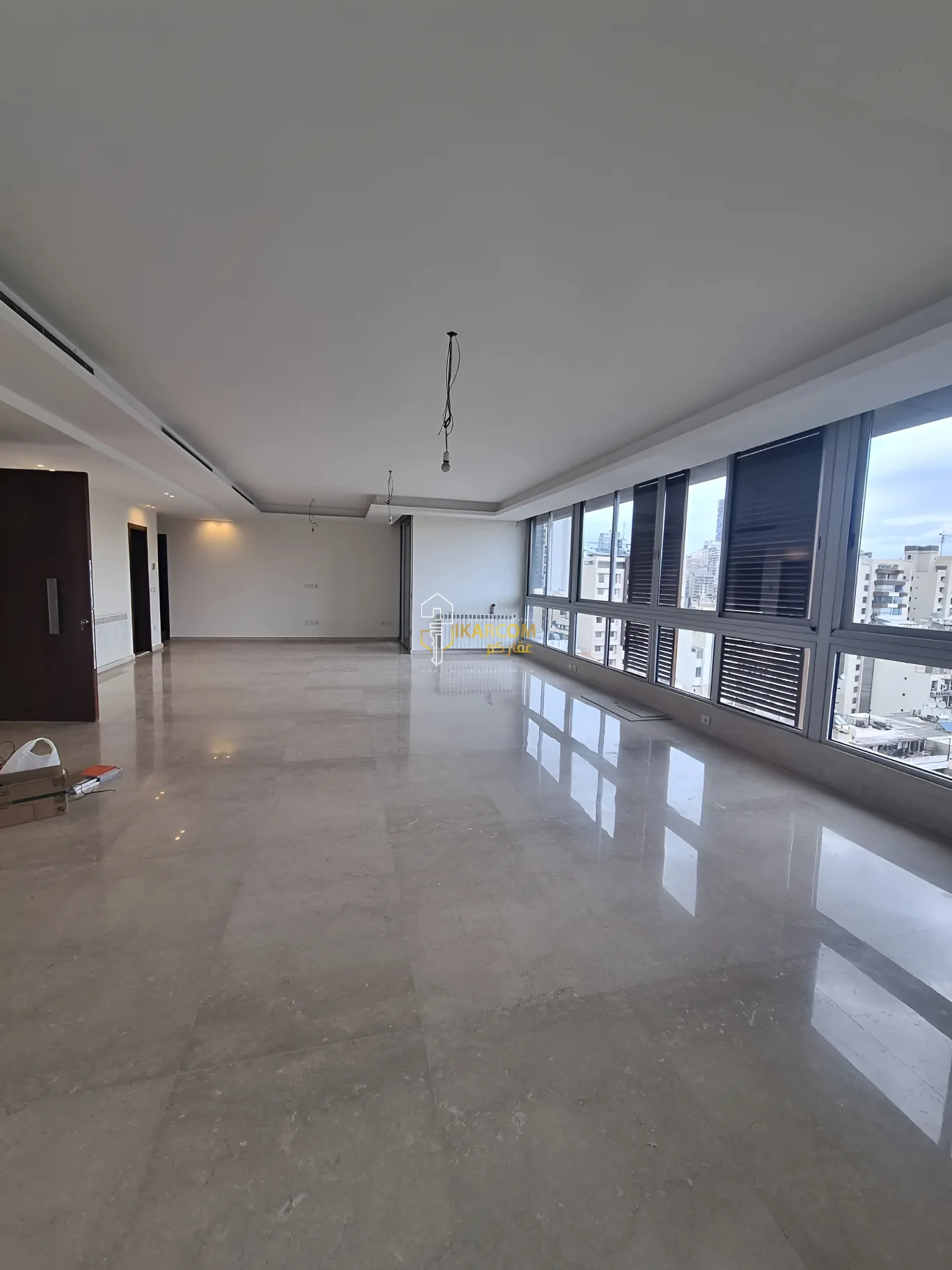 Apartment for sale in Ras Al Naba'a, Beirut, Lebanon - 3 bed, 5 bath