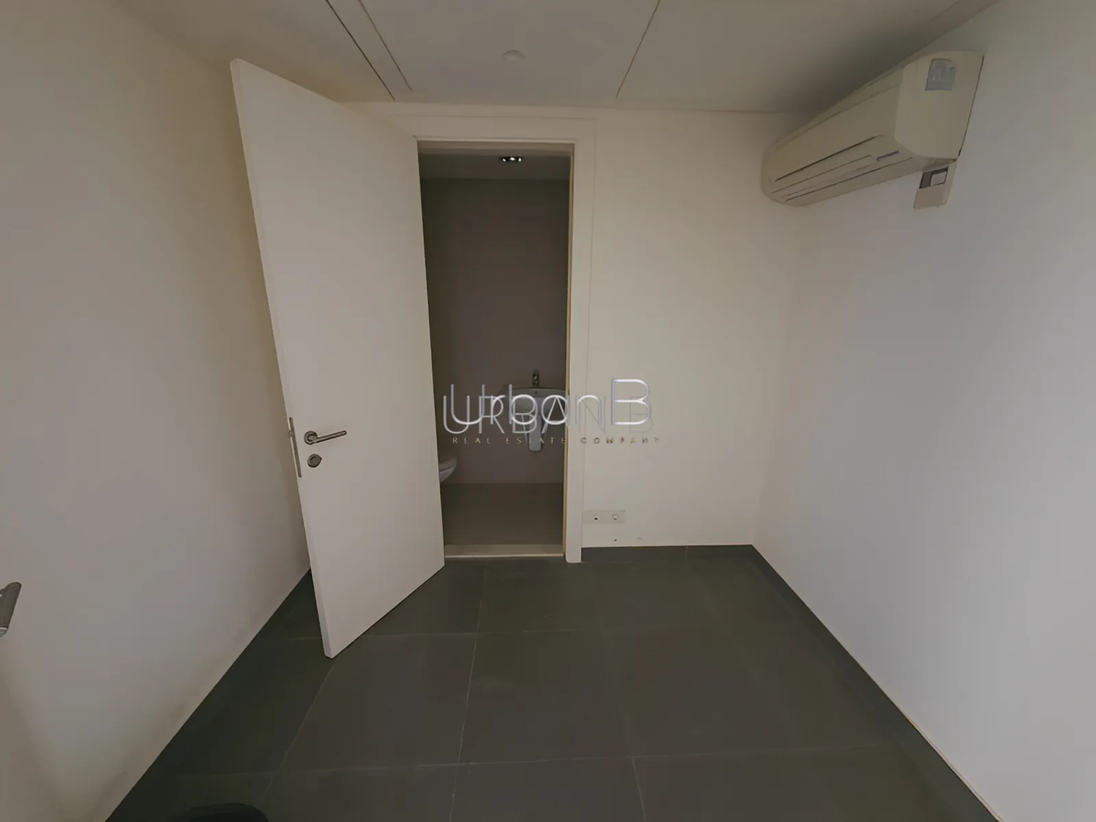 Apartment for sale in Ramlet el baida, beirut, lebanon
