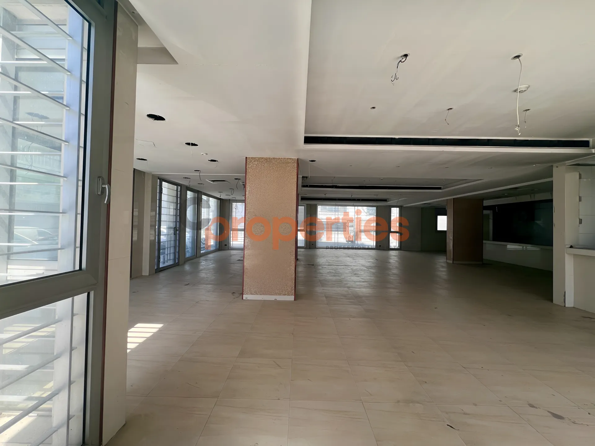 Showroom for Rent in Mar Roukouz