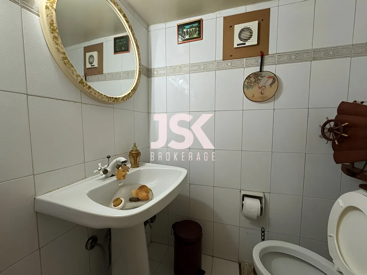 Apartment for Sale in Ain el remmeneh, baabda Lebanon