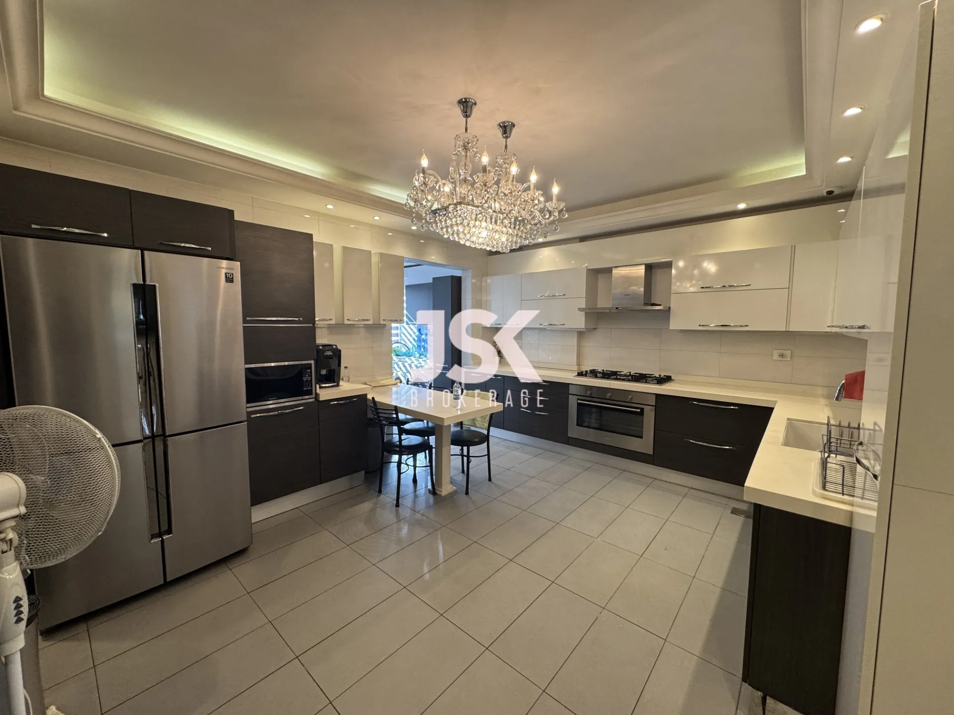 Apartment for Sale in Ras