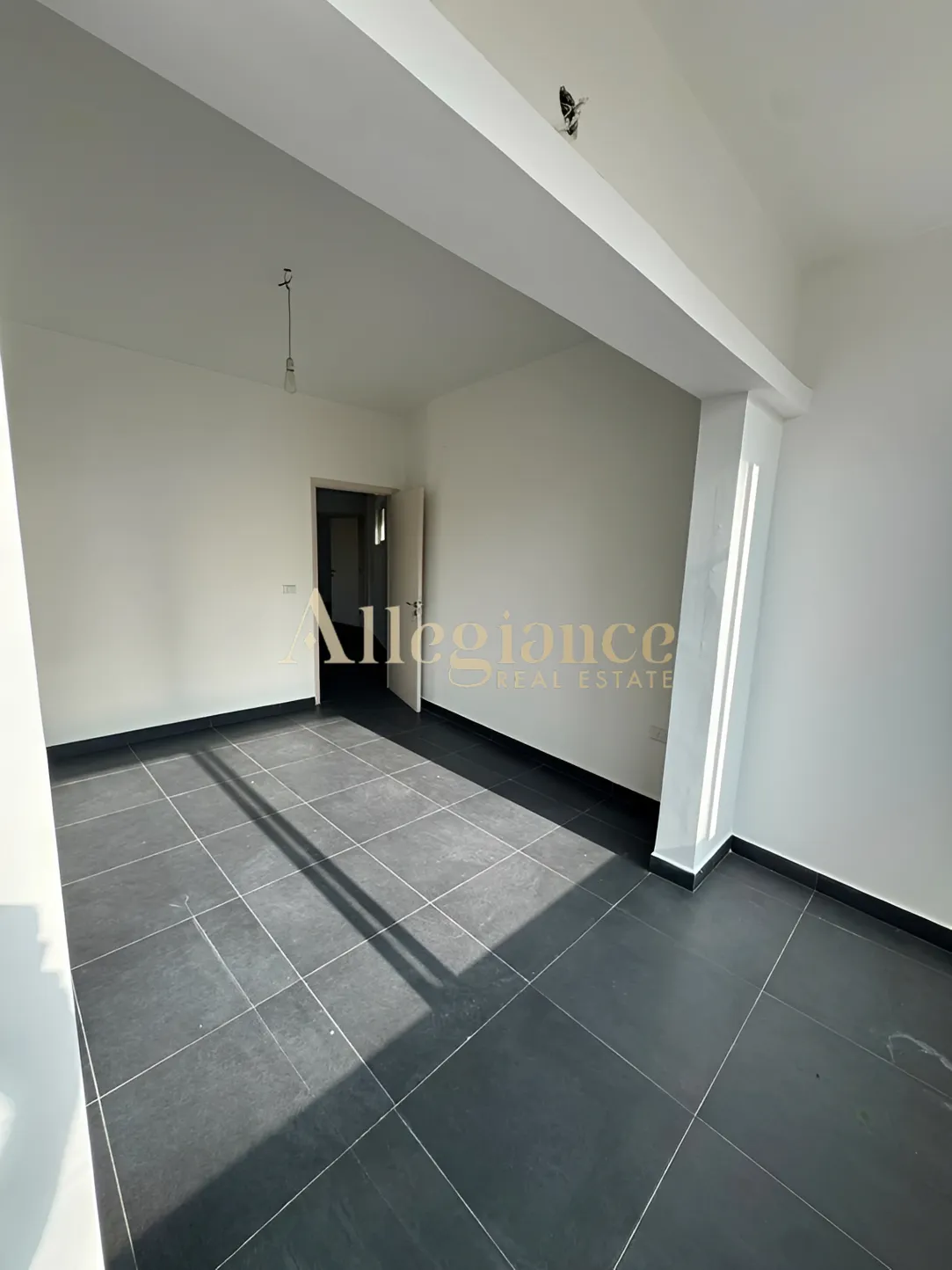 Office for rent in Achrafieh
